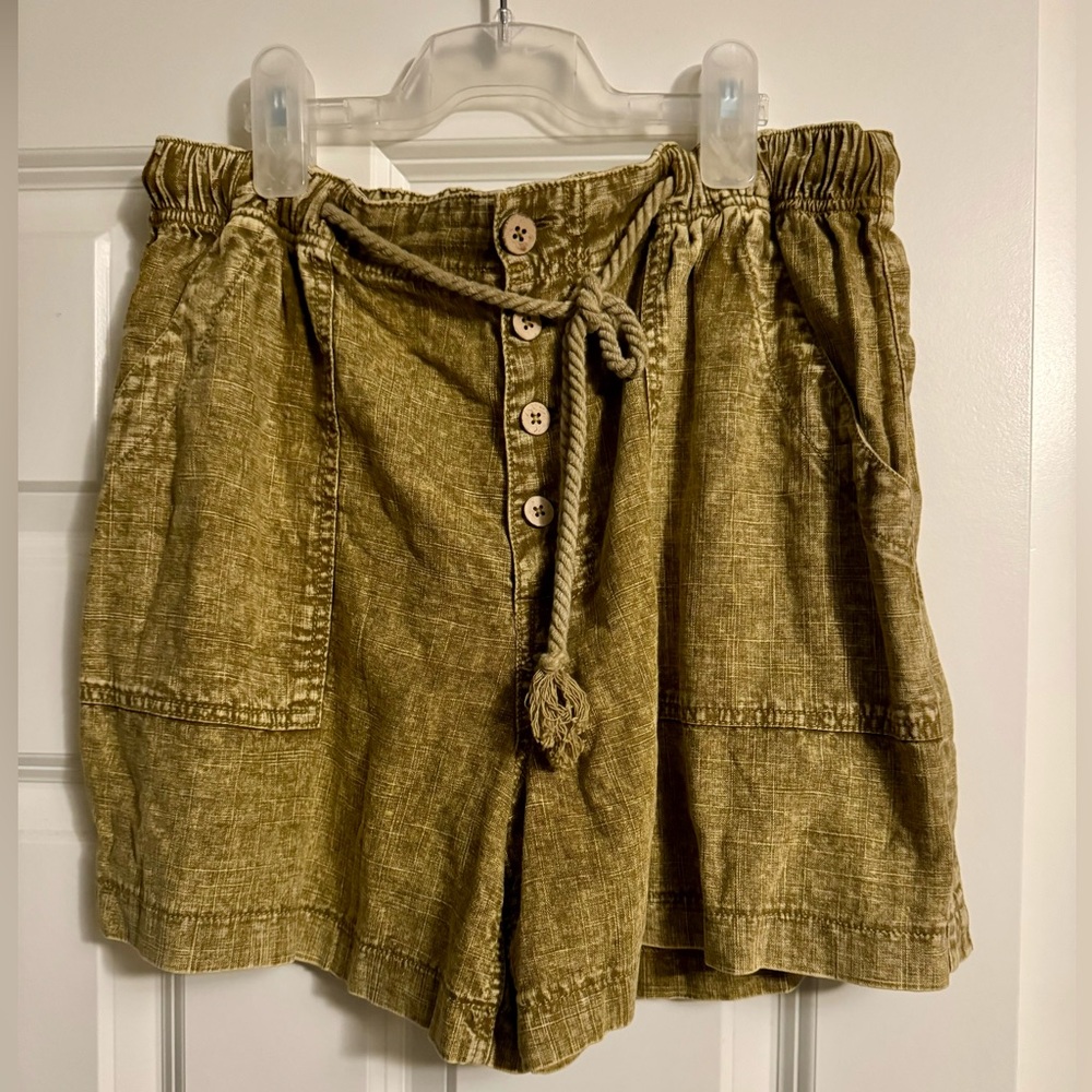 Sample Piece - Free People Westmoreland Linen Pull-On Shorts
